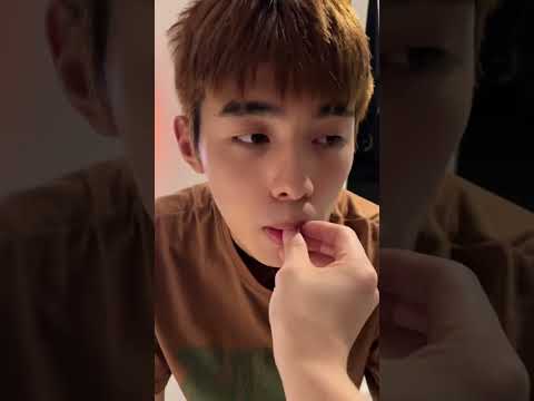 The tall boy is the most handsome | #bl #bltiktok #lgbt #jenvlog #đammỹ - BL Couple サムネイル