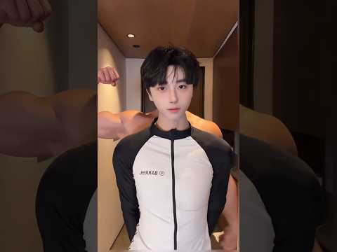 BL TikTok Video /소년 사랑 소년 /boy Love boy #boylove #blshorts #bltiktok #bl #boyloveboy #foryou #fyp サムネイル