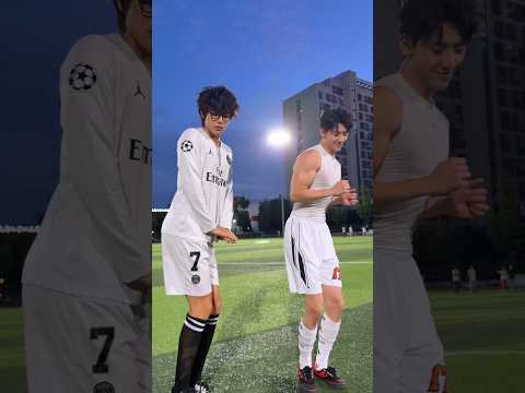 BL TikTok Video / 소년 사랑 소년 / boy Love boy #bldouyin #blshorts #bltiktok #bl #boyloveboy #foryou #fyp サムネイル