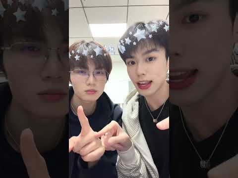 Jiang Penghan & Hu Jing #bl #jianghu #bltiktok #blvlog #lgbt - BL Couple サムネイル