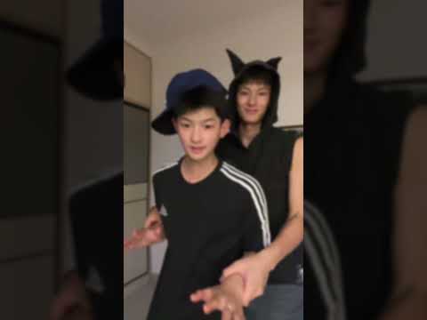 How could I bear to blame you for being so unique to me~ #bl #lgbt #jenvlog #bltiktok #blvlog サムネイル